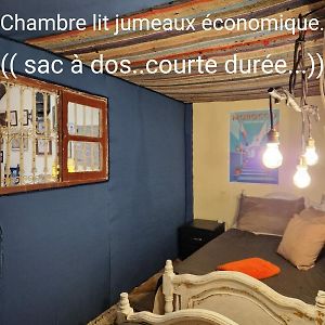 Budget Kamer met Twee Aparte Bedden
